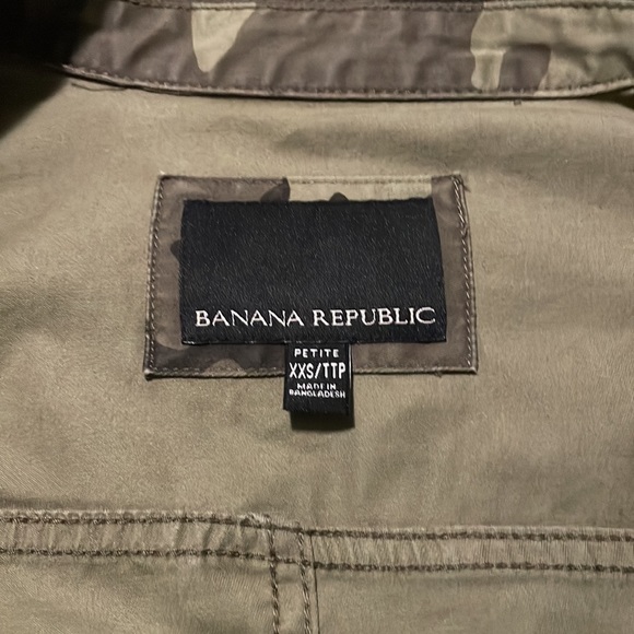BANANA REPUBLIC - MILITARY CROP JACKET - PETITE XXS - CAMOUFLAGE - Picture 4 of 5
